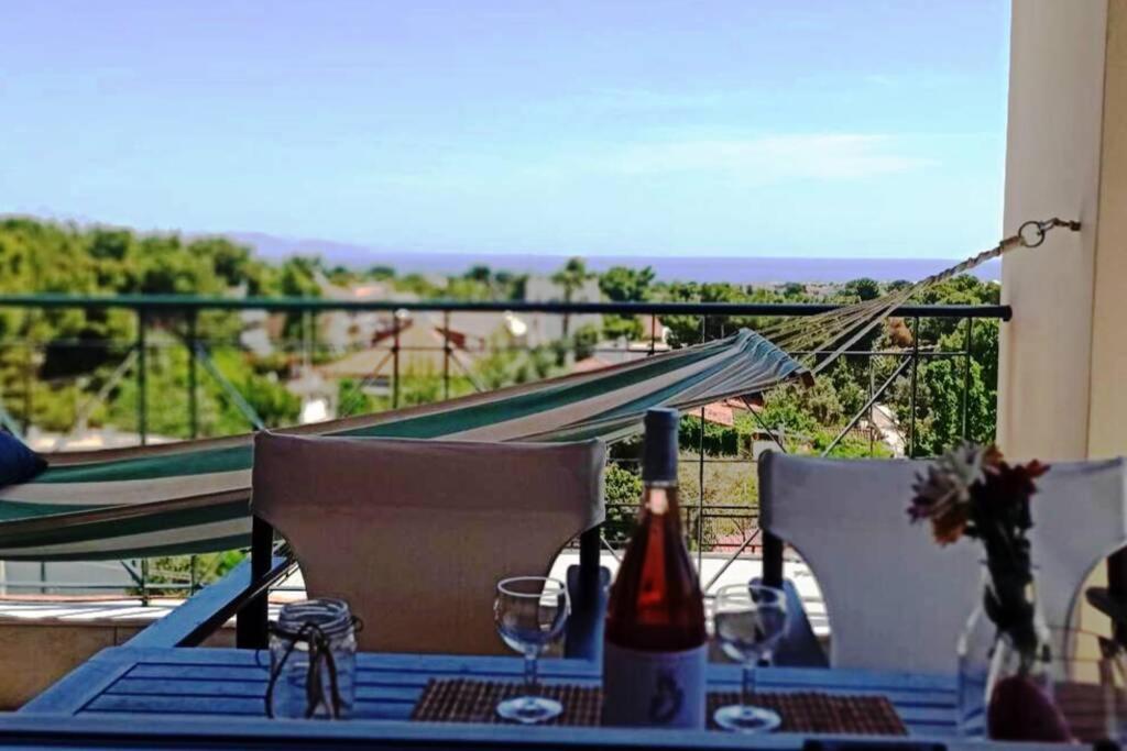 Artemis Penthouse 10 Minute From National Airport Villa Eksteriør bilde